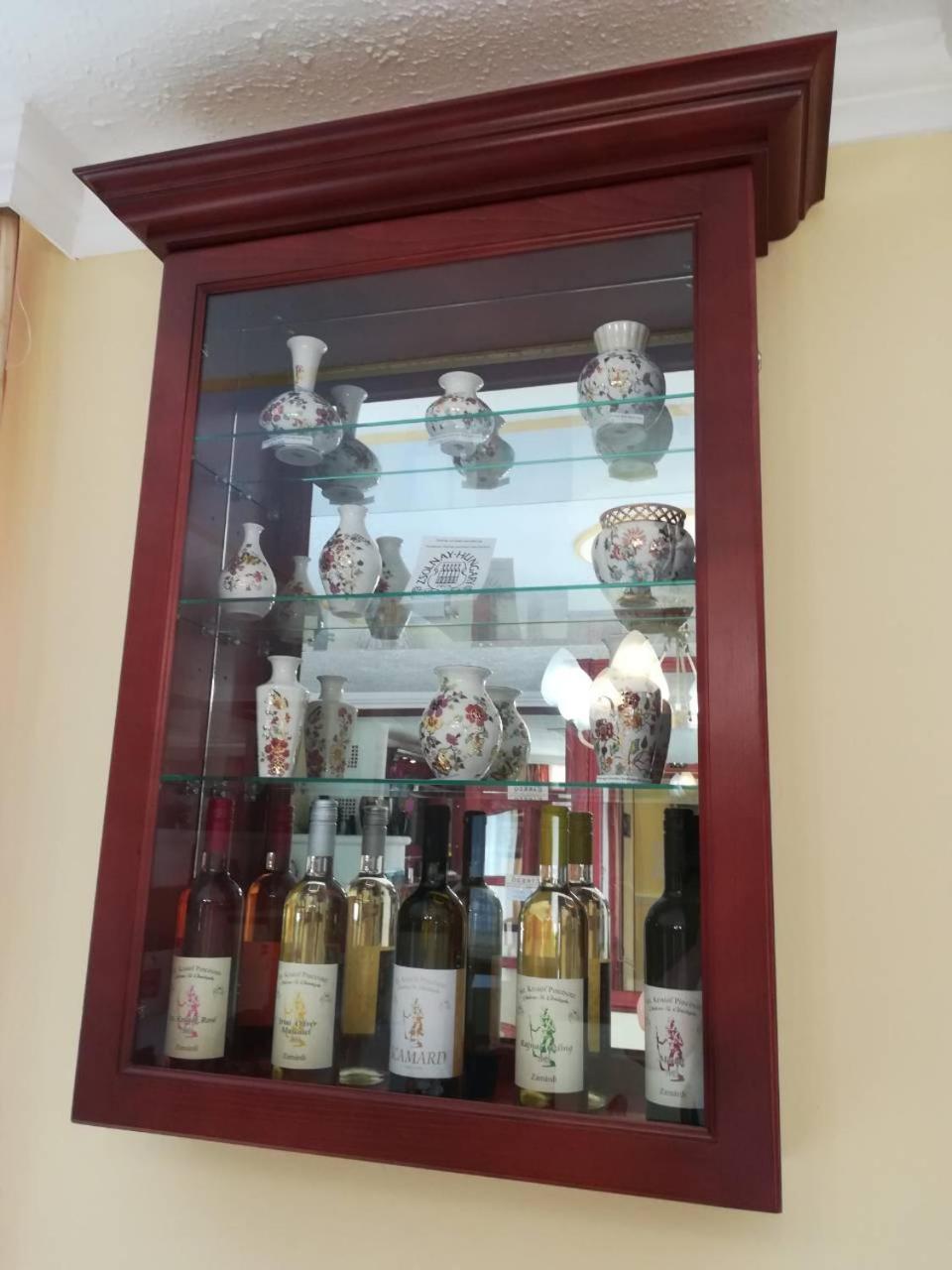 Centrum Panzio Szentendre Extérieur photo